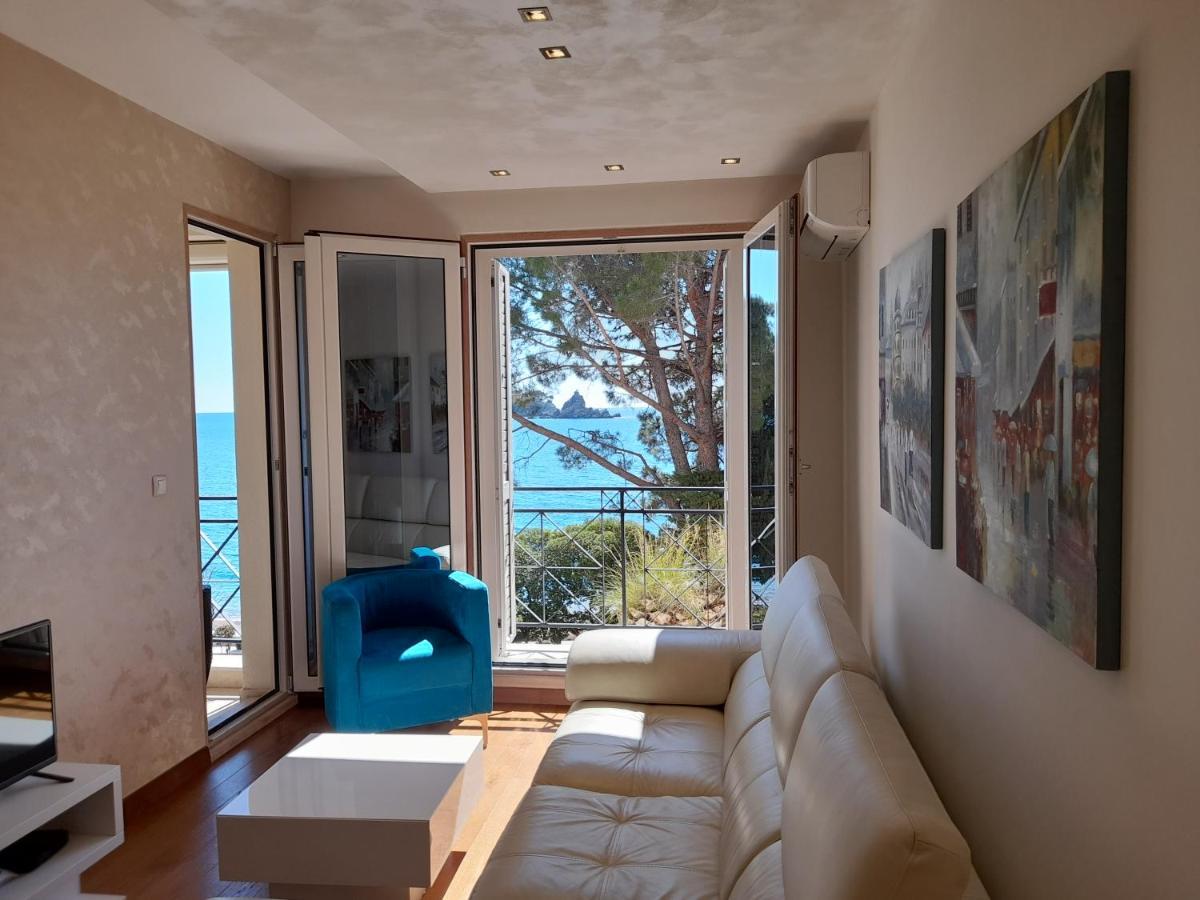 Luxbeachfront Petrovac Eksteriør bilde