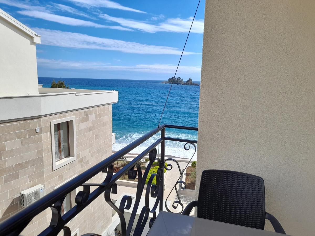 Luxbeachfront Petrovac Eksteriør bilde