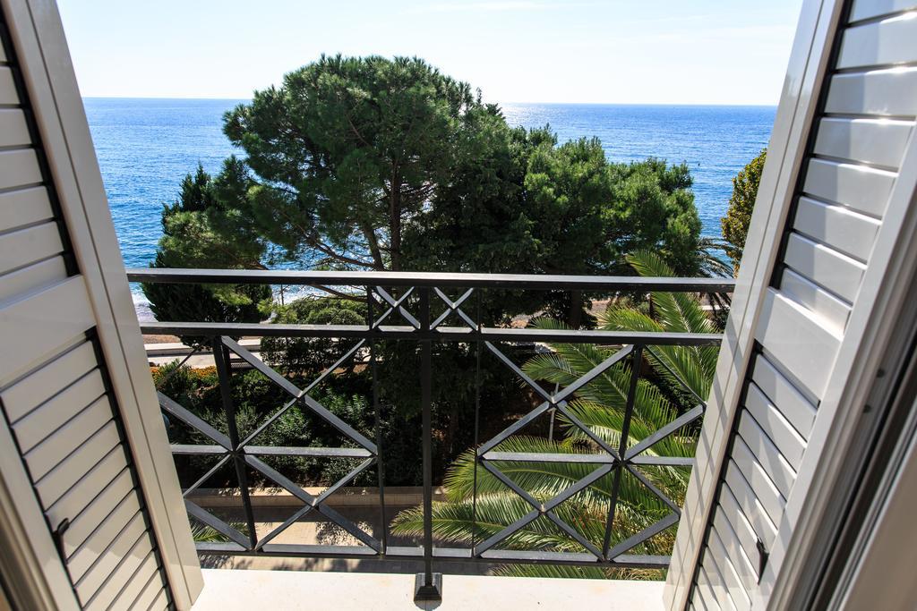 Luxbeachfront Petrovac Eksteriør bilde